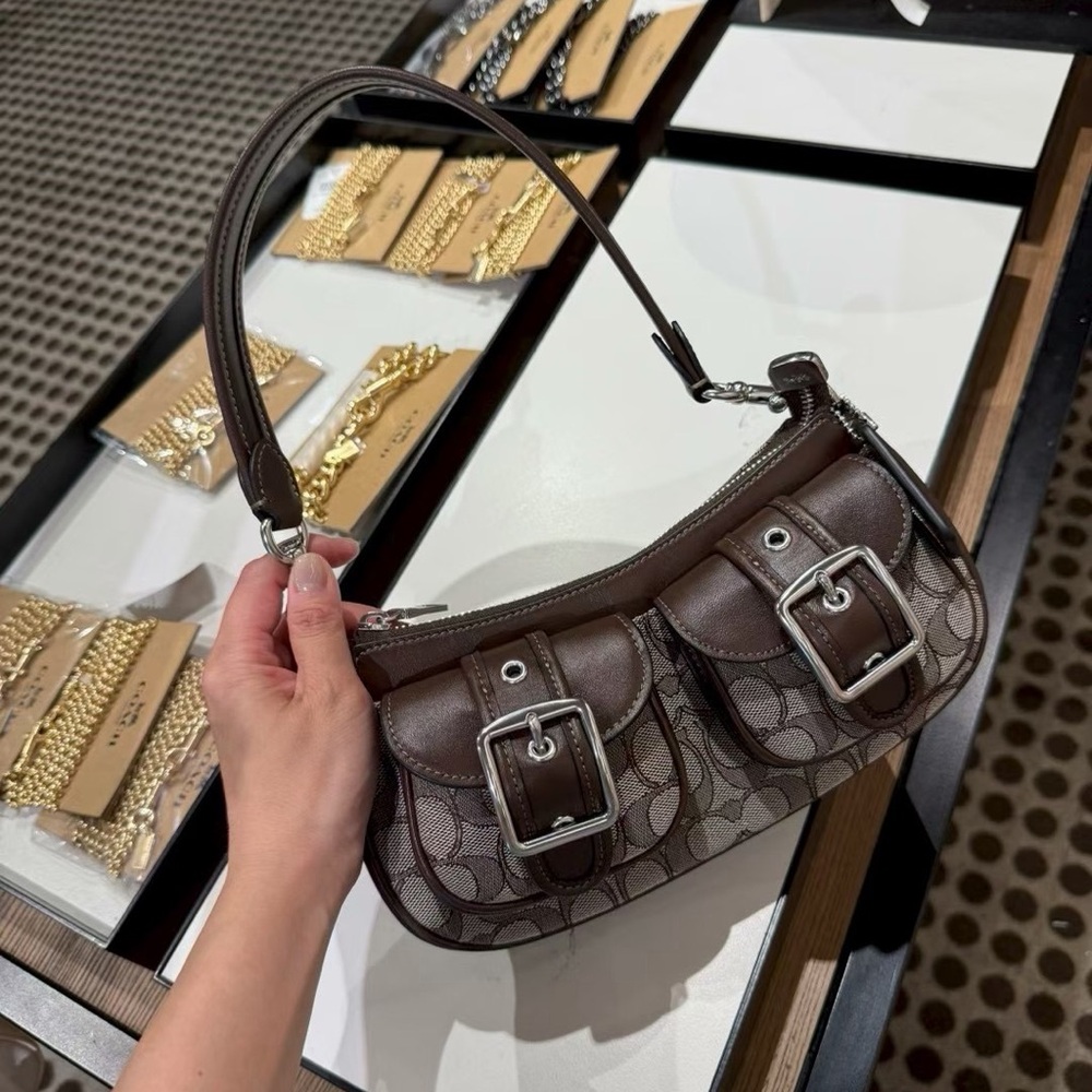 NWT！COACH ASHTON SHOULDER BAG IN SIGNATURE JACQUARD（CBJ00）for holiday gift